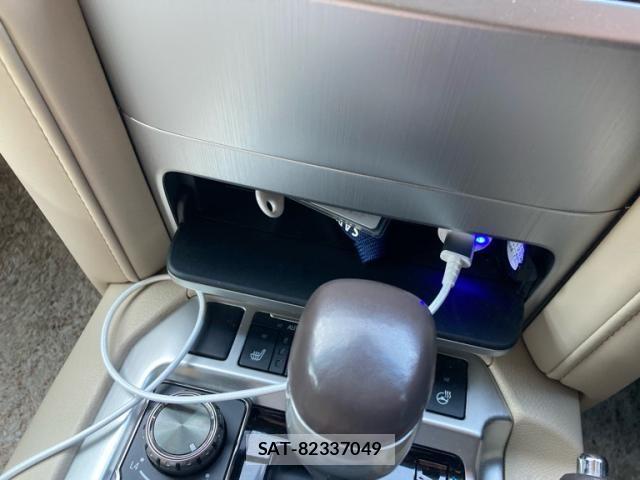 Toyota LAND CRUISER 2017-10 7220655-26