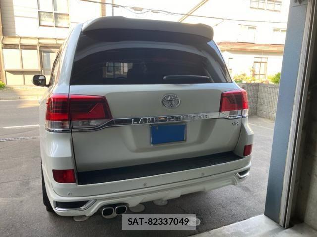 Toyota LAND CRUISER 2017-10 7220655-3