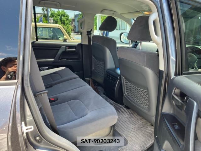Toyota LAND CRUISER 2020-12 7220658-23