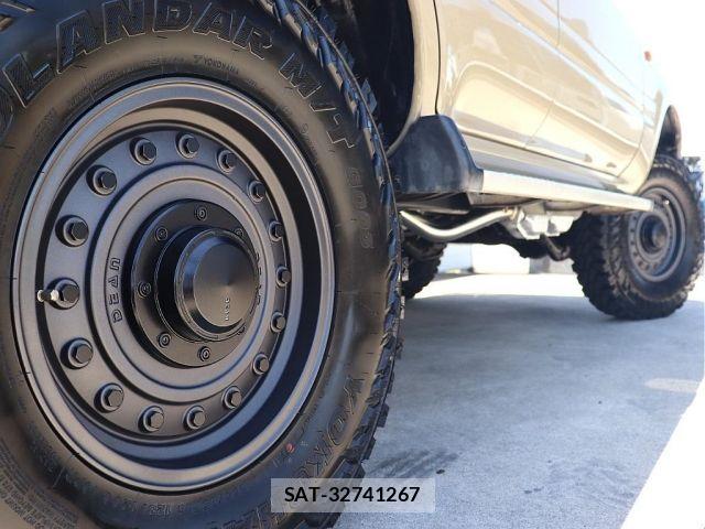 Toyota LAND CRUISER 1996-01 7220642-19