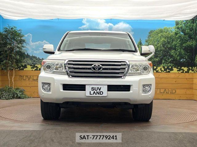 Toyota LAND CRUISER 2013-06 7272179-14