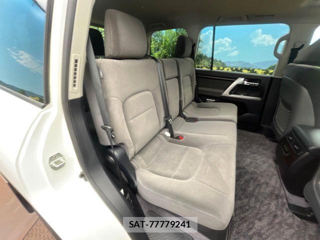 Toyota LAND CRUISER 2013-06 7272179-8