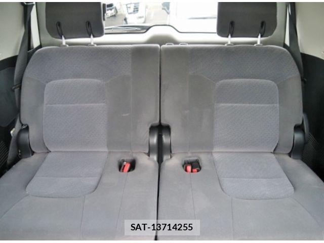 Toyota LAND CRUISER 2019-08 7327880-15