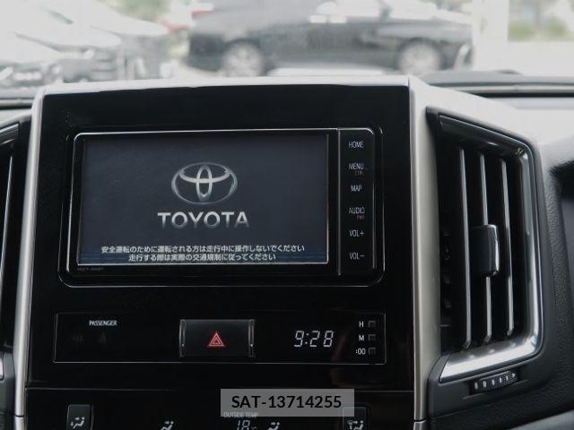 Toyota LAND CRUISER 2019-08 7327880-19