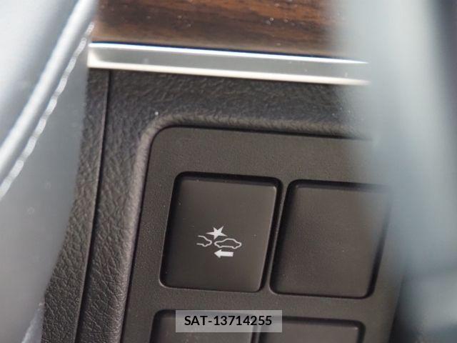 Toyota LAND CRUISER 2019-08 7327880-25
