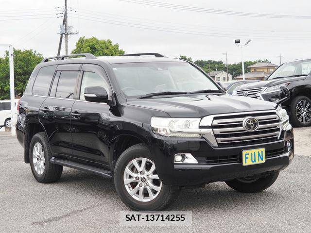Toyota LAND CRUISER 2019-08 7327880-2