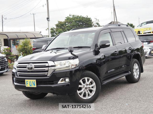 Toyota LAND CRUISER 2019-08 7327880-3