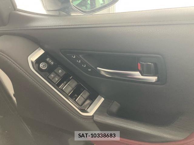 Toyota LAND CRUISER 2022-03 7327879-16