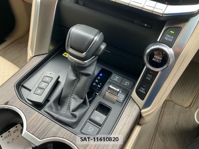 Toyota LAND CRUISER 2023-11 7327877-13