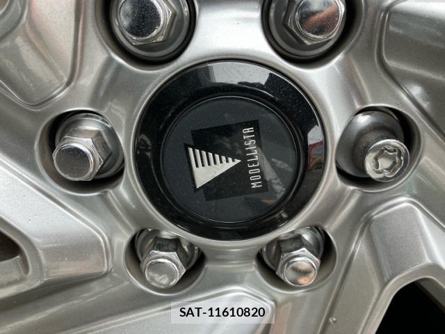 Toyota LAND CRUISER 2023-11 7327877-6