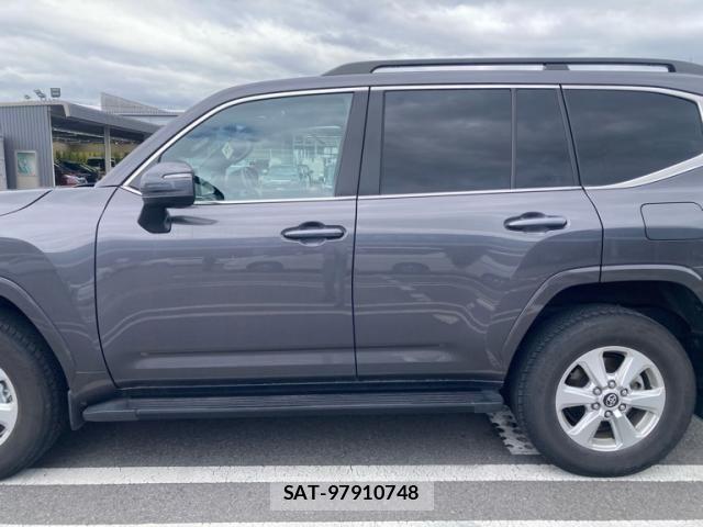 Toyota LAND CRUISER 2023-07 7327878-14