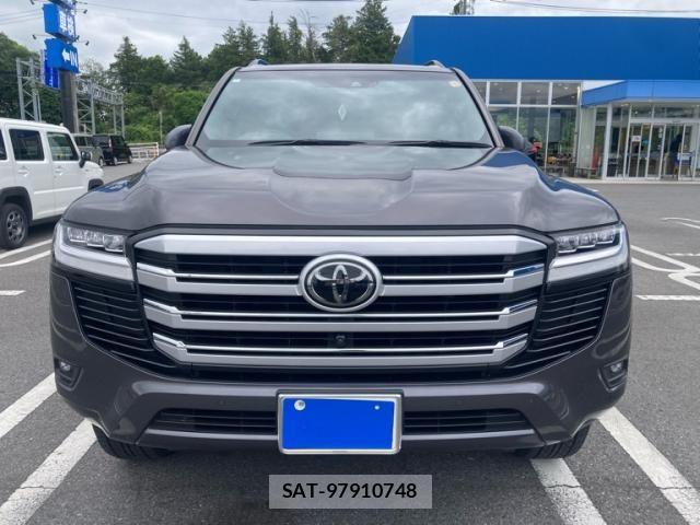 Toyota LAND CRUISER 2023-07 7327878-2