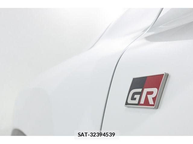 Toyota LAND CRUISER 2024-09 7327871-24