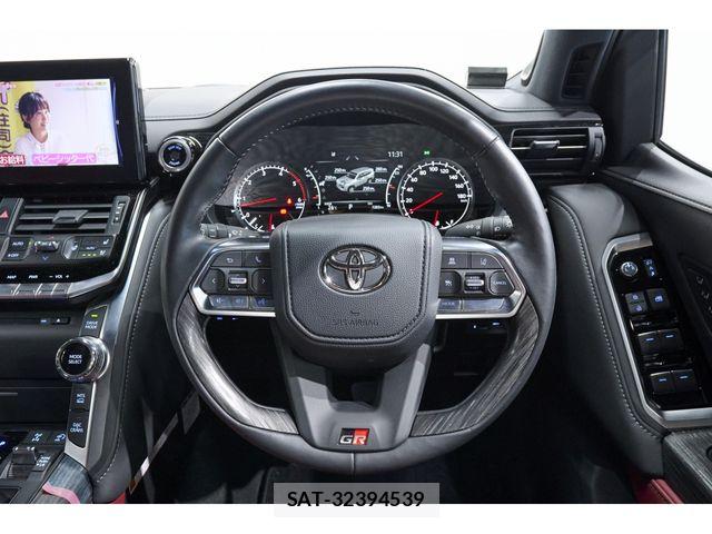 Toyota LAND CRUISER 2024-09 7327871-8