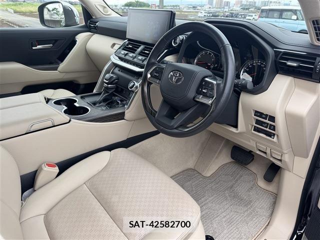 Toyota LAND CRUISER 2024-10 7358393-13