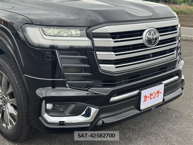 Toyota LAND CRUISER 2024-10 7358393-18