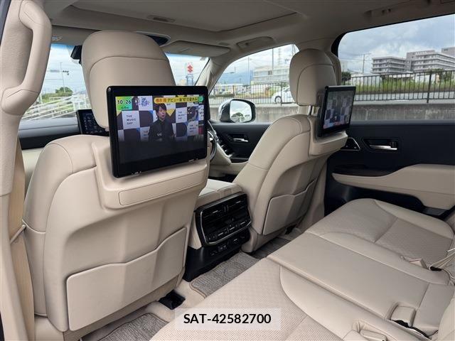 Toyota LAND CRUISER 2024-10 7358393-8