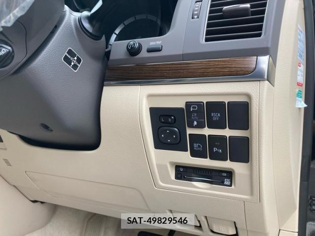 Toyota LAND CRUISER 2019-01 7358395-14