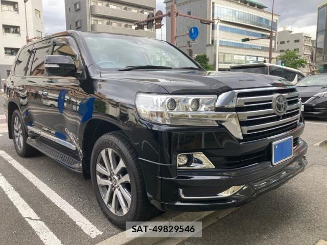 Toyota LAND CRUISER 2019-01 7358395-1