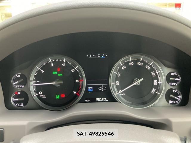 Toyota LAND CRUISER 2019-01 7358395-21