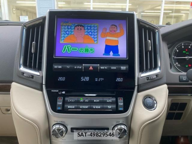 Toyota LAND CRUISER 2019-01 7358395-23