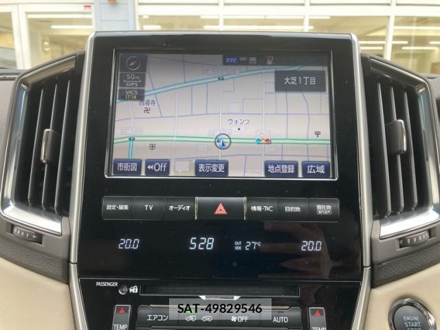 Toyota LAND CRUISER 2019-01 7358395-25