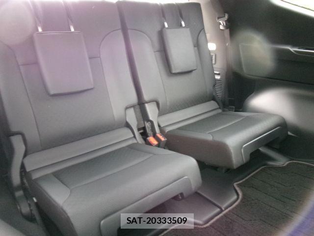 Toyota LAND CRUISER 2023-11 7358389-17