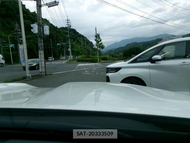 Toyota LAND CRUISER 2023-11 7358389-28