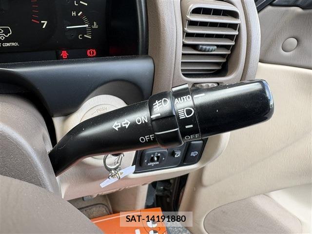 Toyota LAND CRUISER 1998-09 7358398-17