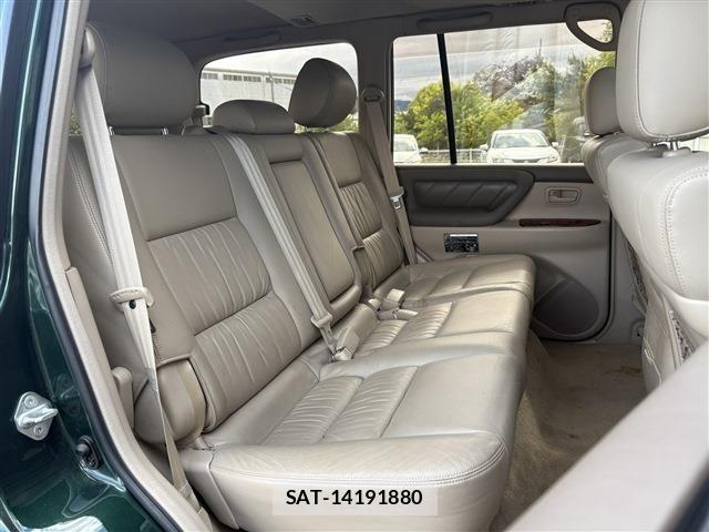 Toyota LAND CRUISER 1998-09 7358398-28