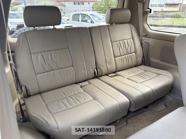 Toyota LAND CRUISER 1998-09 7358398-29