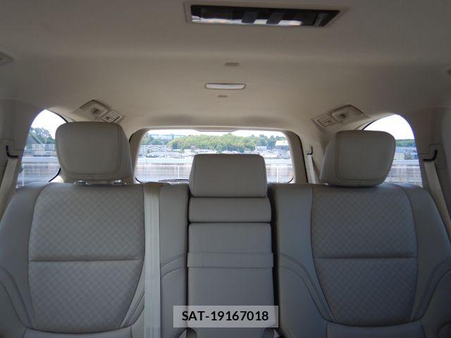 Toyota LAND CRUISER 2023-08 7455268-25
