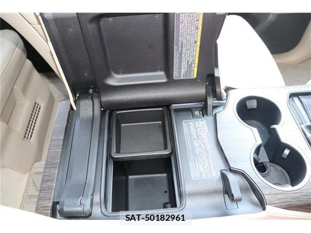 Toyota LAND CRUISER 2022-01 7455262-13