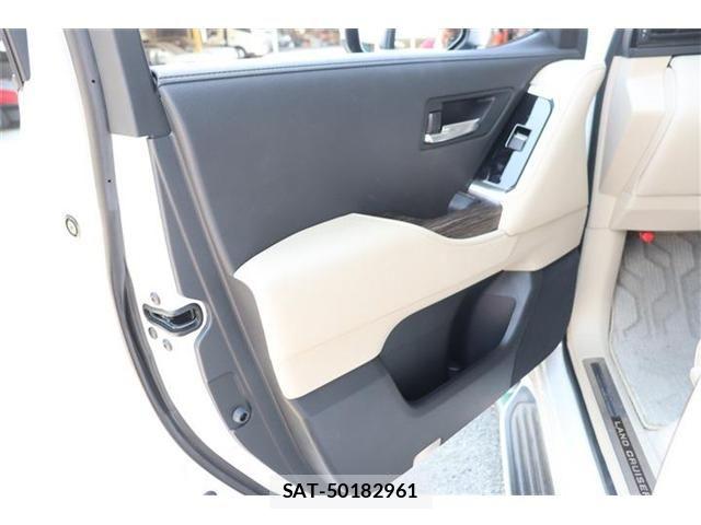 Toyota LAND CRUISER 2022-01 7455262-18