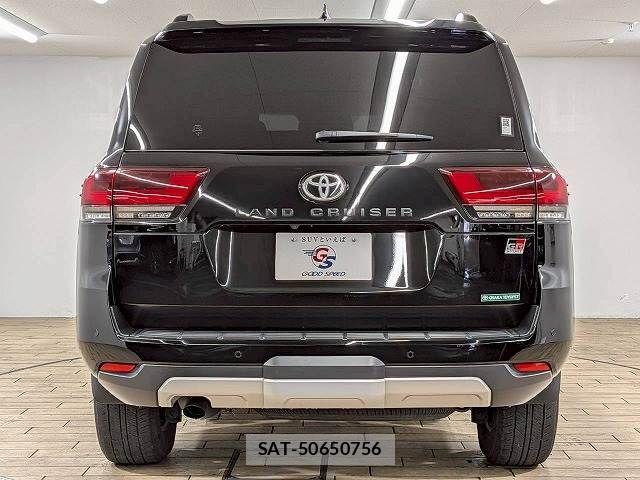 Toyota LAND CRUISER 2022-05 7501192-12
