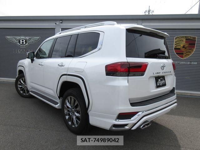 Toyota LAND CRUISER 2024-07 7501189-2