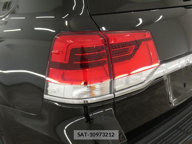 Toyota LAND CRUISER 2020-12 7508958-11