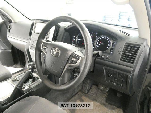 Toyota LAND CRUISER 2020-12 7508958-12