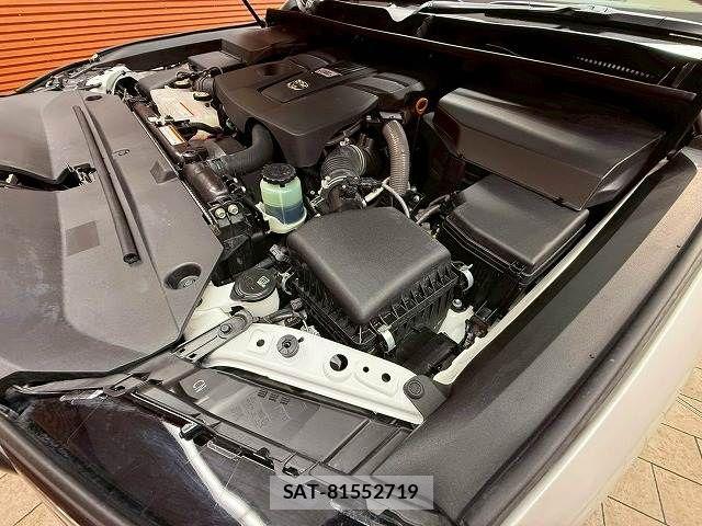 Toyota LAND CRUISER 2023-07 7501191-12