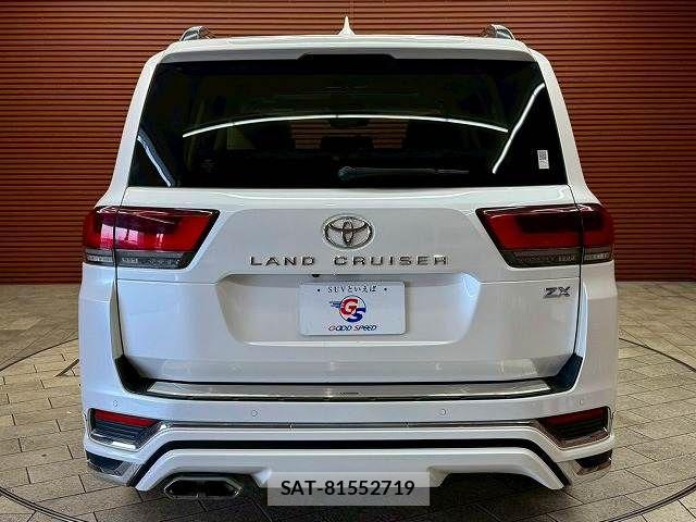 Toyota LAND CRUISER 2023-07 7501191-18