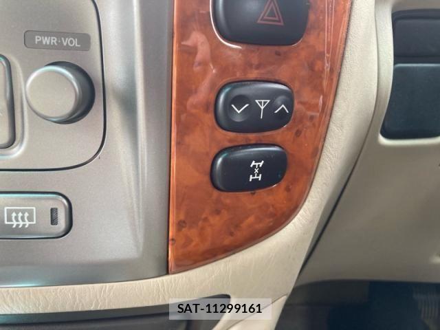 Toyota LAND CRUISER 2005-07 7562327-9