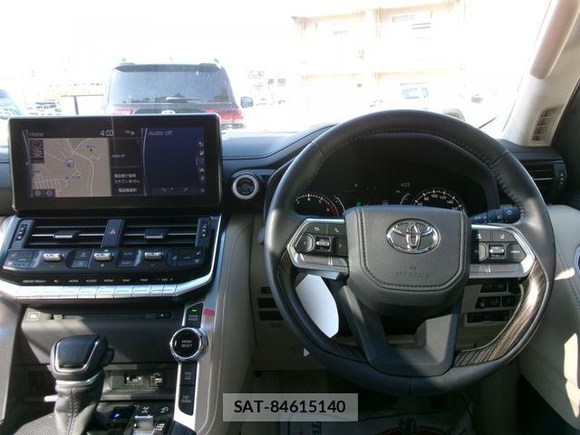 Toyota LAND CRUISER 2023-05 7562324-1