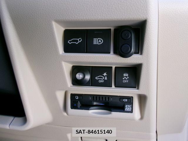 Toyota LAND CRUISER 2023-05 7562324-24
