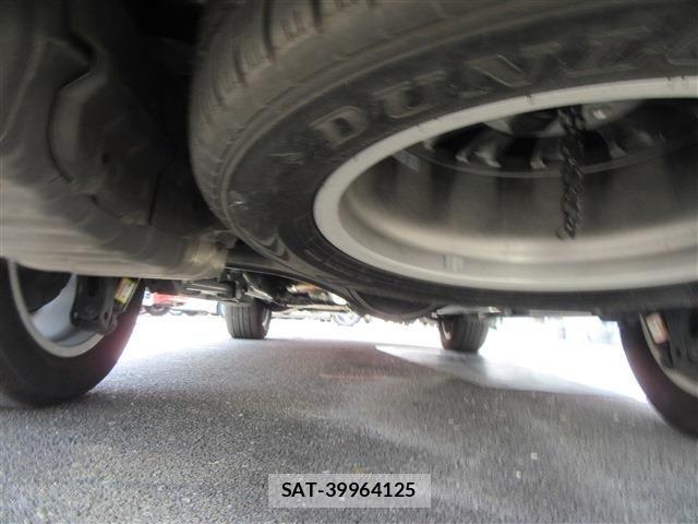 Toyota LAND CRUISER 2023-07 7617496-17