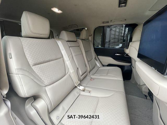 Toyota LAND CRUISER 2024-02 7617497-23