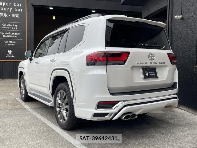 Toyota LAND CRUISER 2024-02 7617497-2