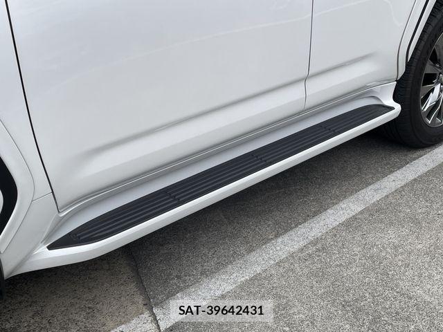 Toyota LAND CRUISER 2024-02 7617497-5