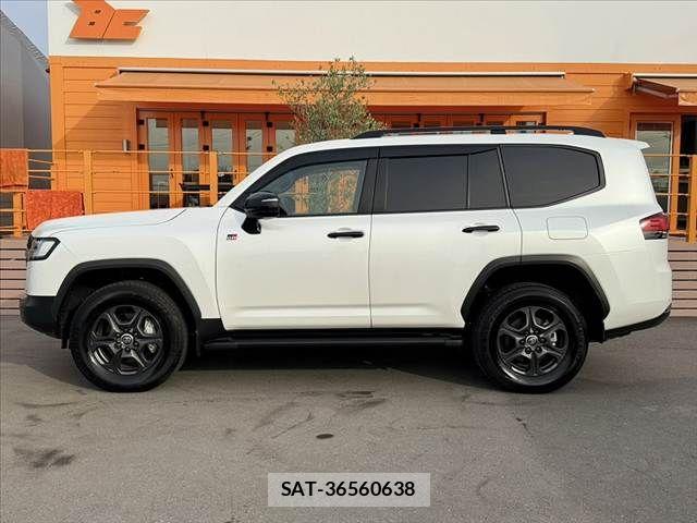 Toyota LAND CRUISER 2023-09 7617500-10