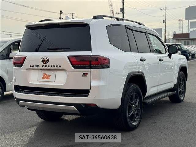 Toyota LAND CRUISER 2023-09 7617500-14