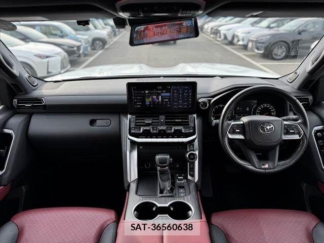 Toyota LAND CRUISER 2023-09 7617500-1